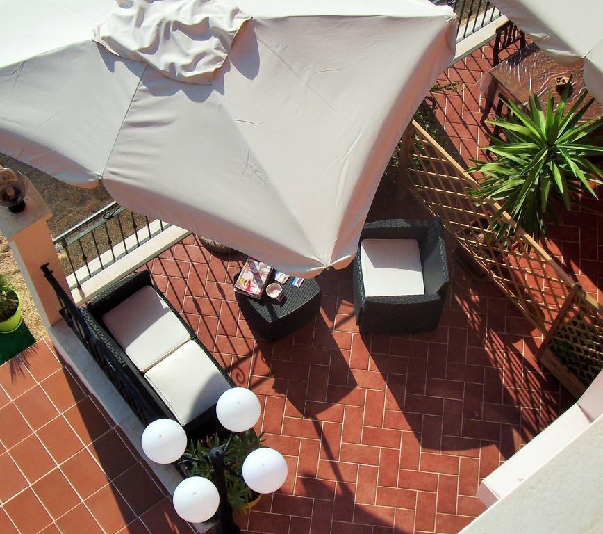 Hotel Bellavista S'Archittu Экстерьер фото