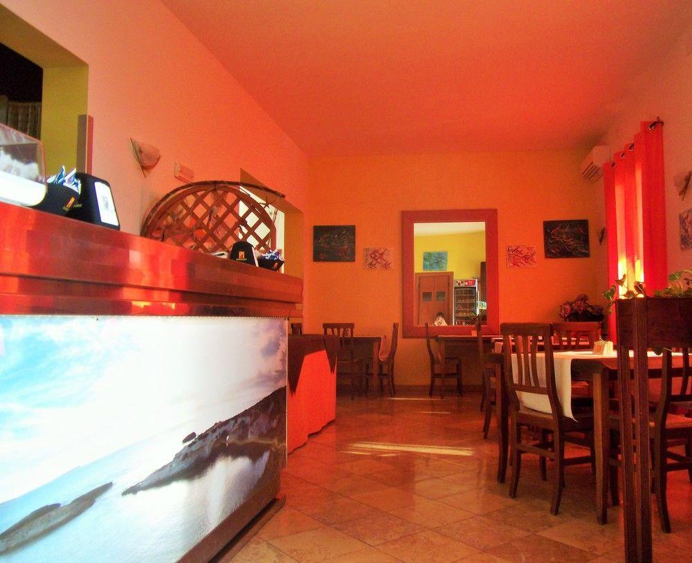 Hotel Bellavista S'Archittu Экстерьер фото